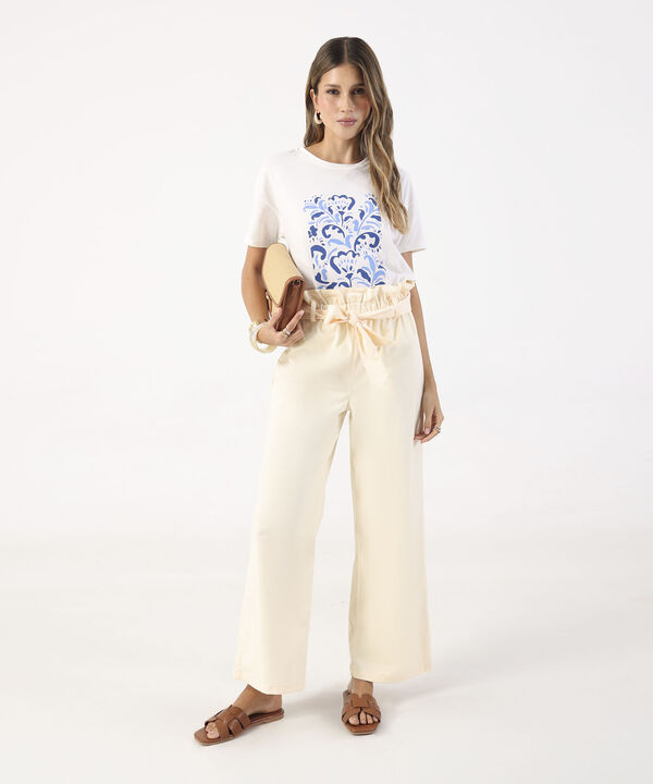 Pantalon Unicolor Con Cinturon