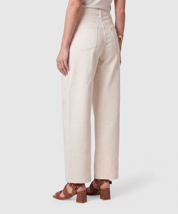 Pantal&oacute;n Recto De Tiro Alto Mujer