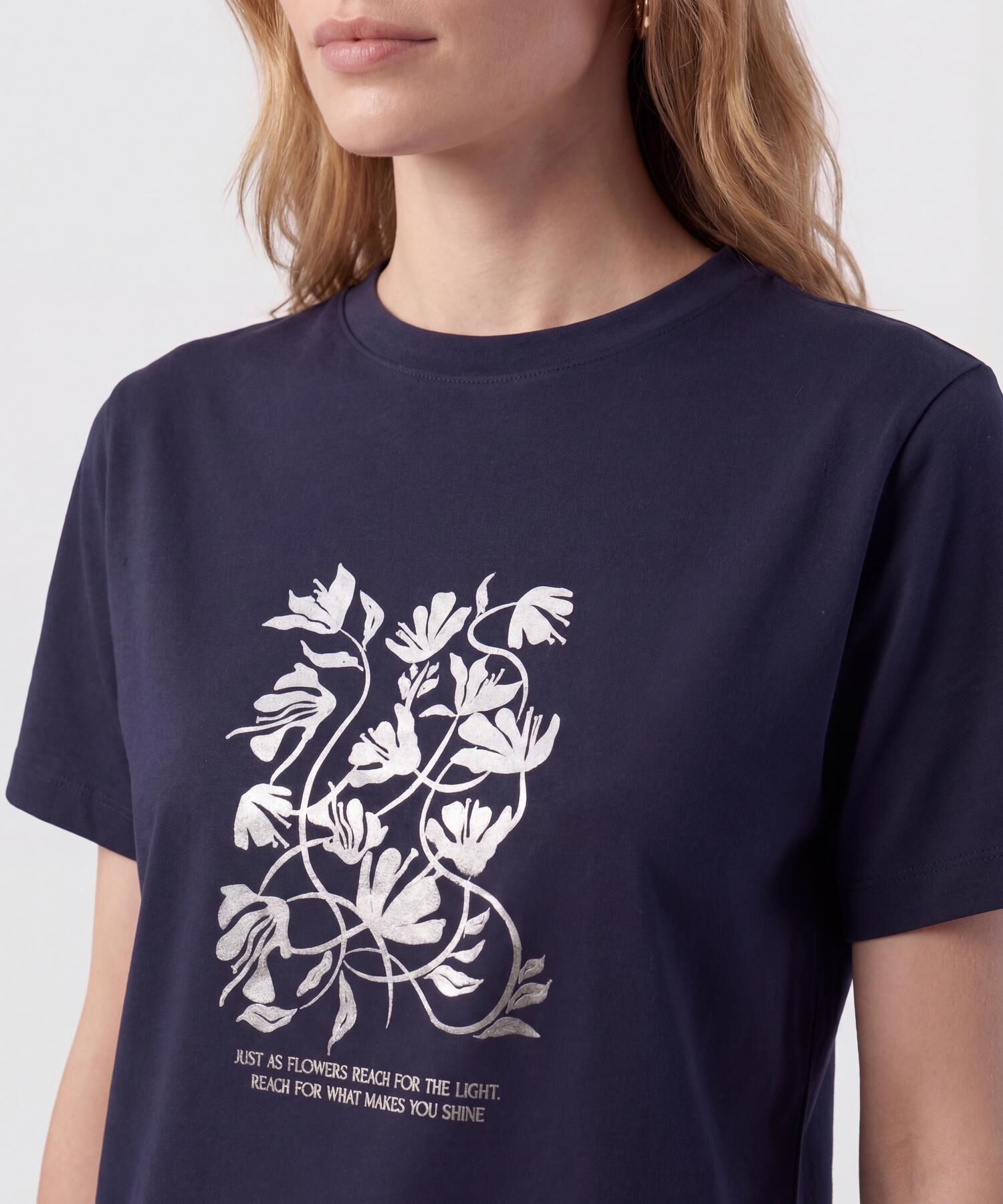 Camiseta Cuello Redondo Cl&aacute;sica Para Mujer