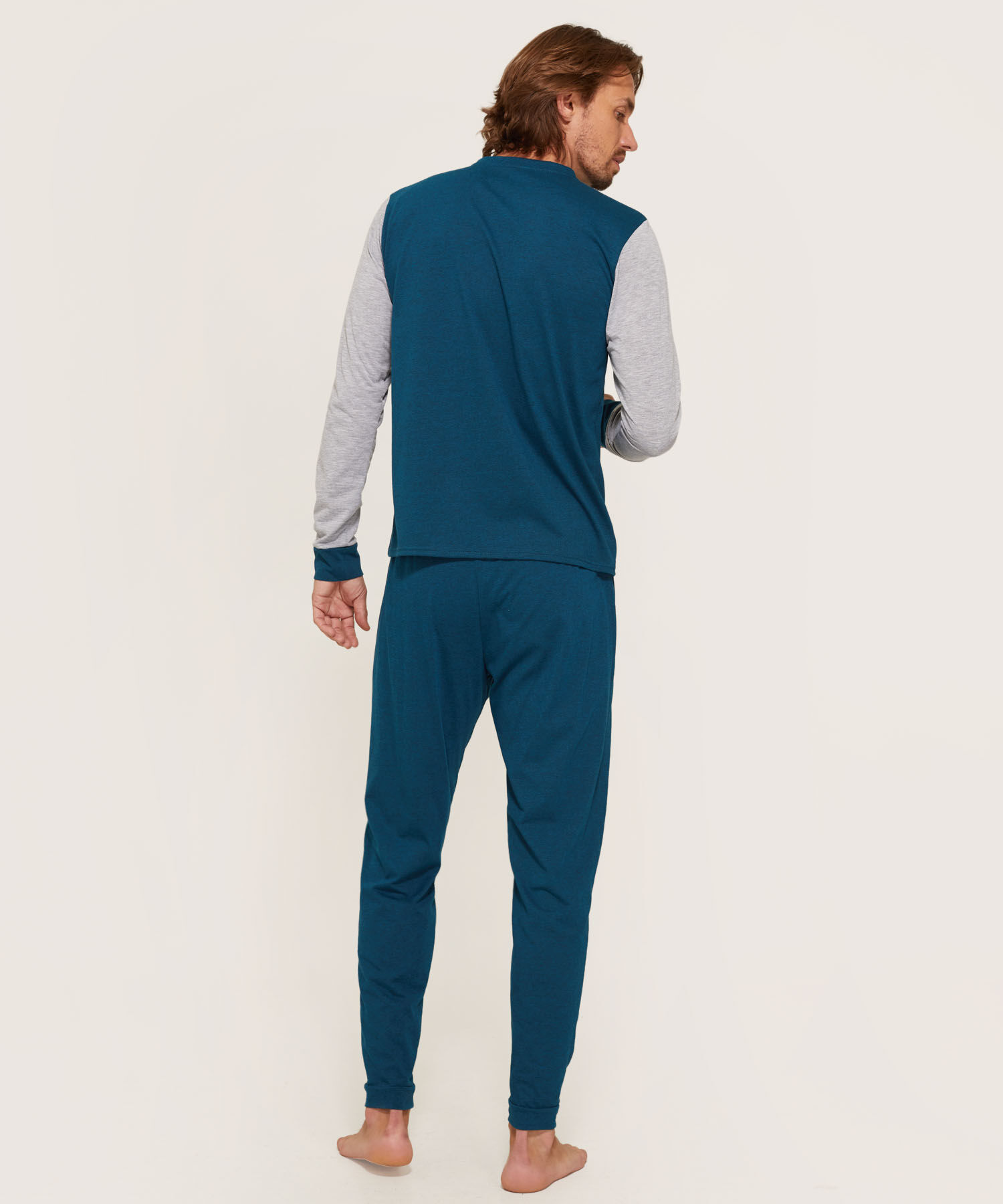 Pijama Camiseta Manga Larga Estampada Y Pantalon Jogger Compra Online PATPRIMO