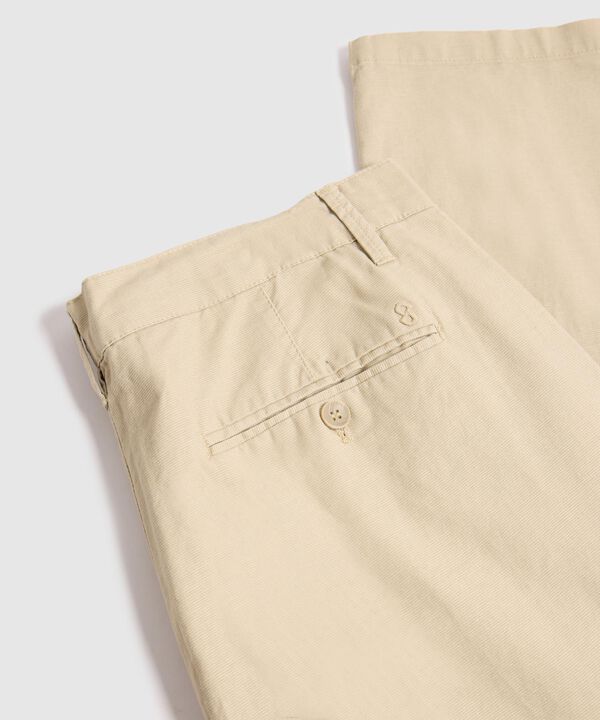 Pantal&oacute;n Chino con Bolsillos Laterales Hombre