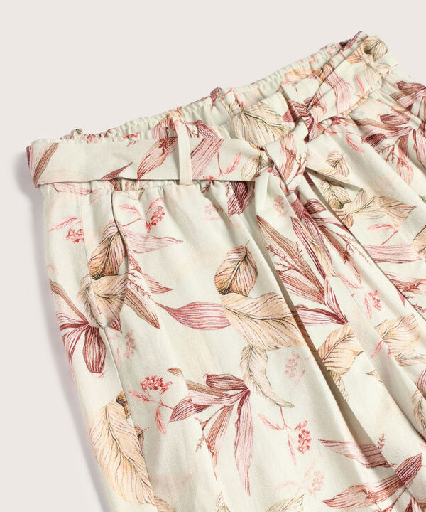 Pantalón Tipo Jogger Estampado image number null