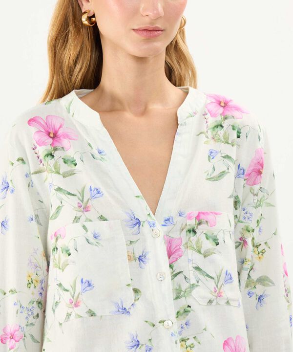Blusa Estampada en Efecto Lino image number null
