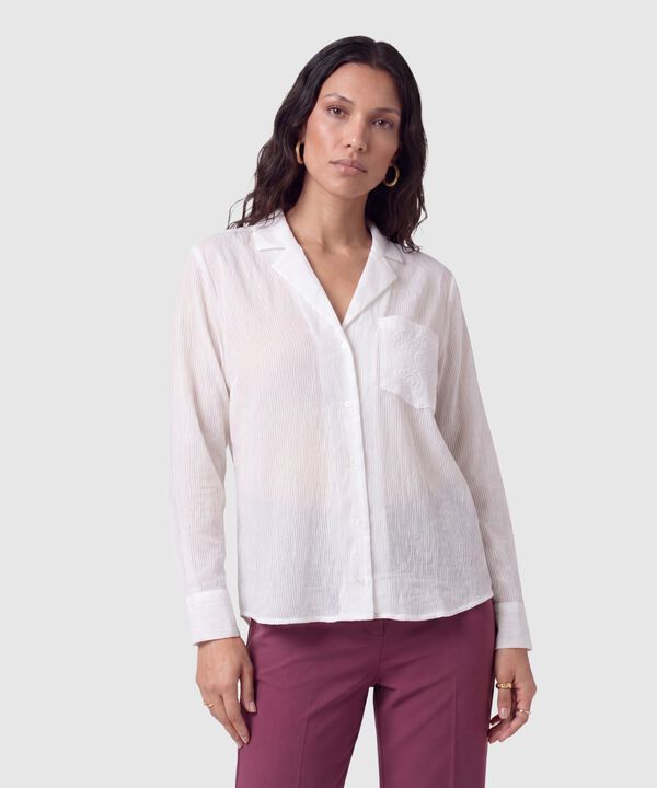 Camisa Mujer Manga Larga con Solapa y Bolsillo image number null