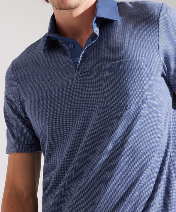 Polo Unicolor Textura, Cuello Duro, Manga Corta Con Bolsillo image number null