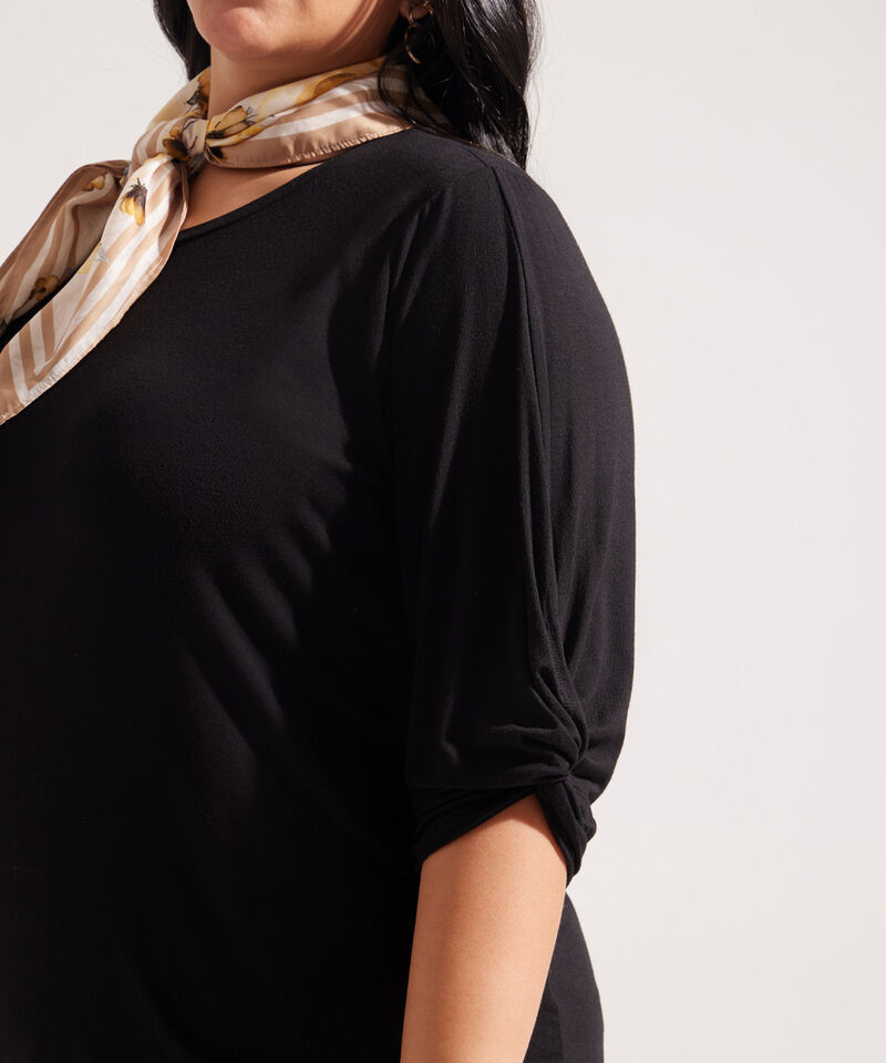Camiseta Manga ¾ con Anudado