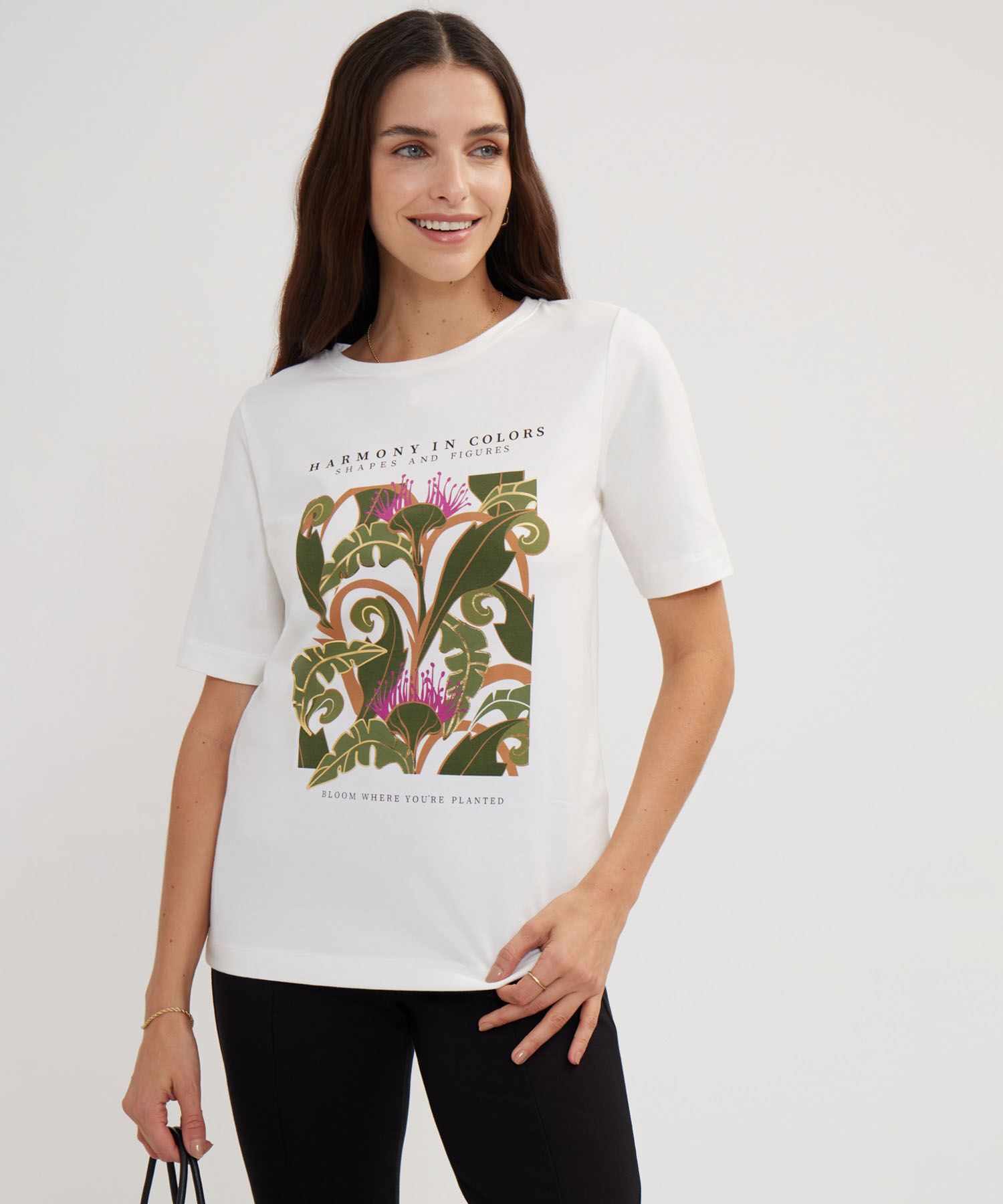 Camiseta Unicolor Con Screen Localizado