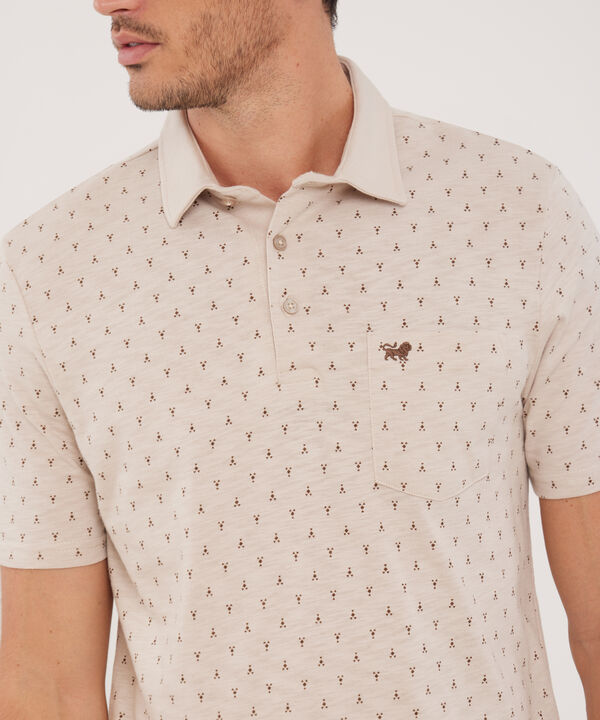 Polo Estampada, Cuello Maquina Duro Con Bolsillo, Silueta Regular Fit, Tribal image number null