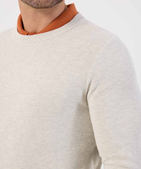 Buzo Unicolor Con Textura  image number null