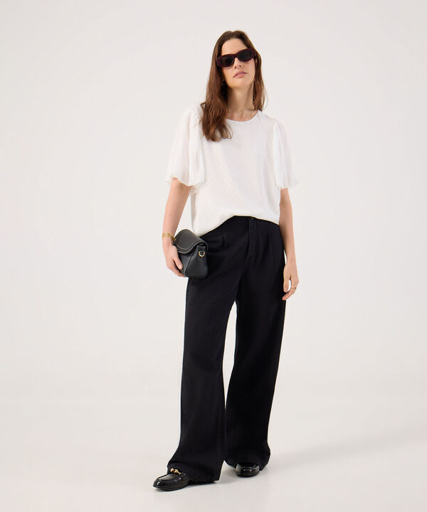 Blusa Texturizada Con Manga Globo image number null