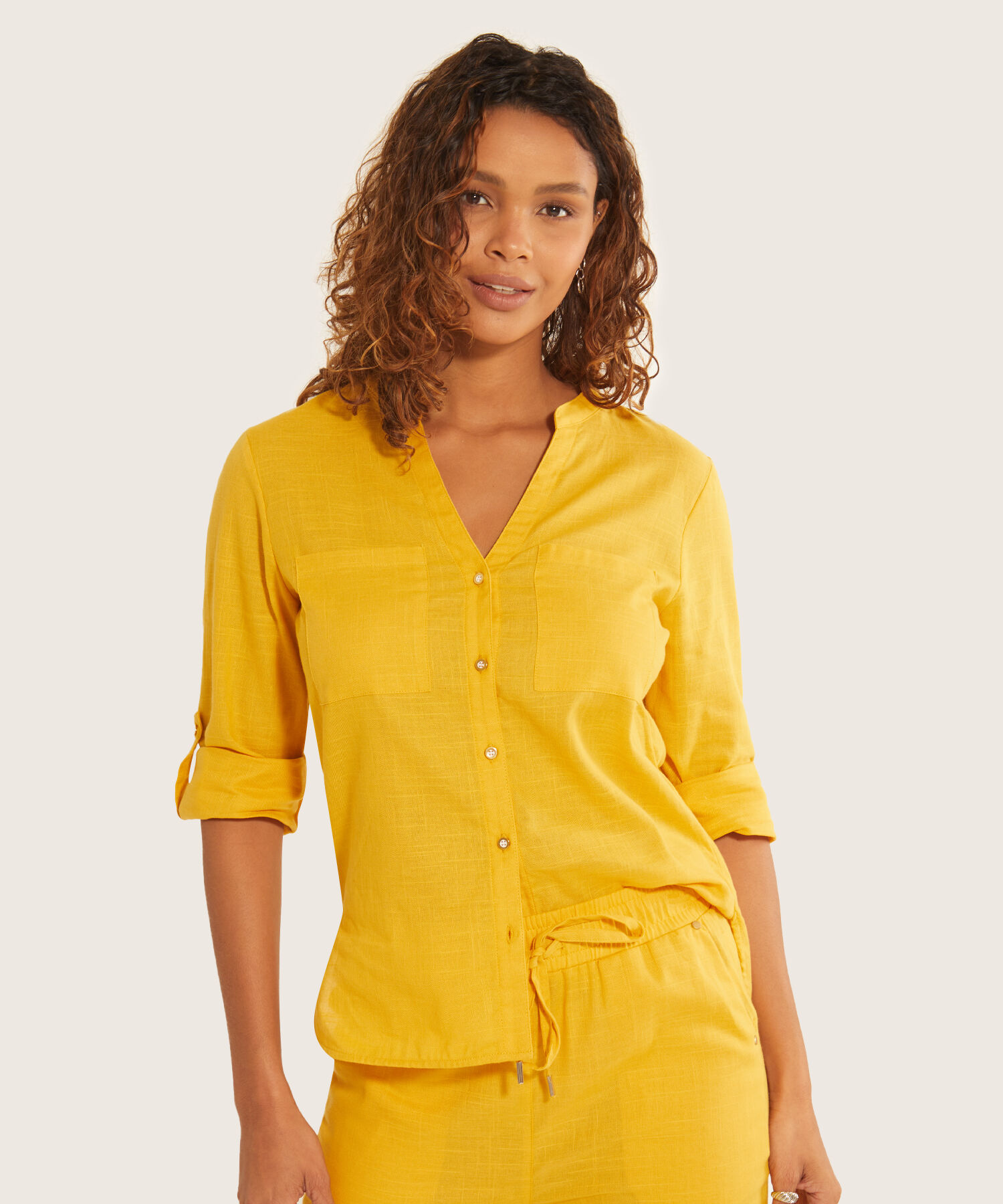 Blusa Cuello Mao Con Bolsillos Mujer
