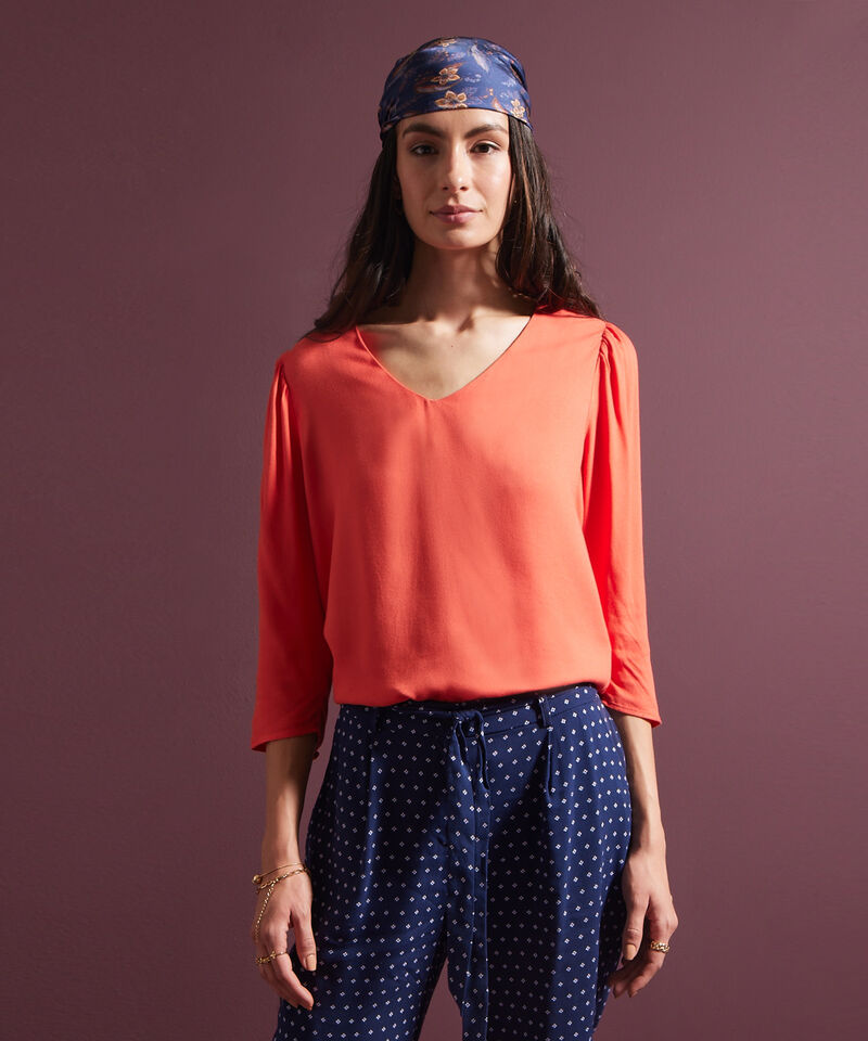 Blusa Manga 3/4 Unicolor Con Botones Forrados En Manga