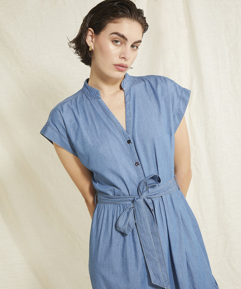 Vestido Tono Azul Claro Largo Con Cinturón