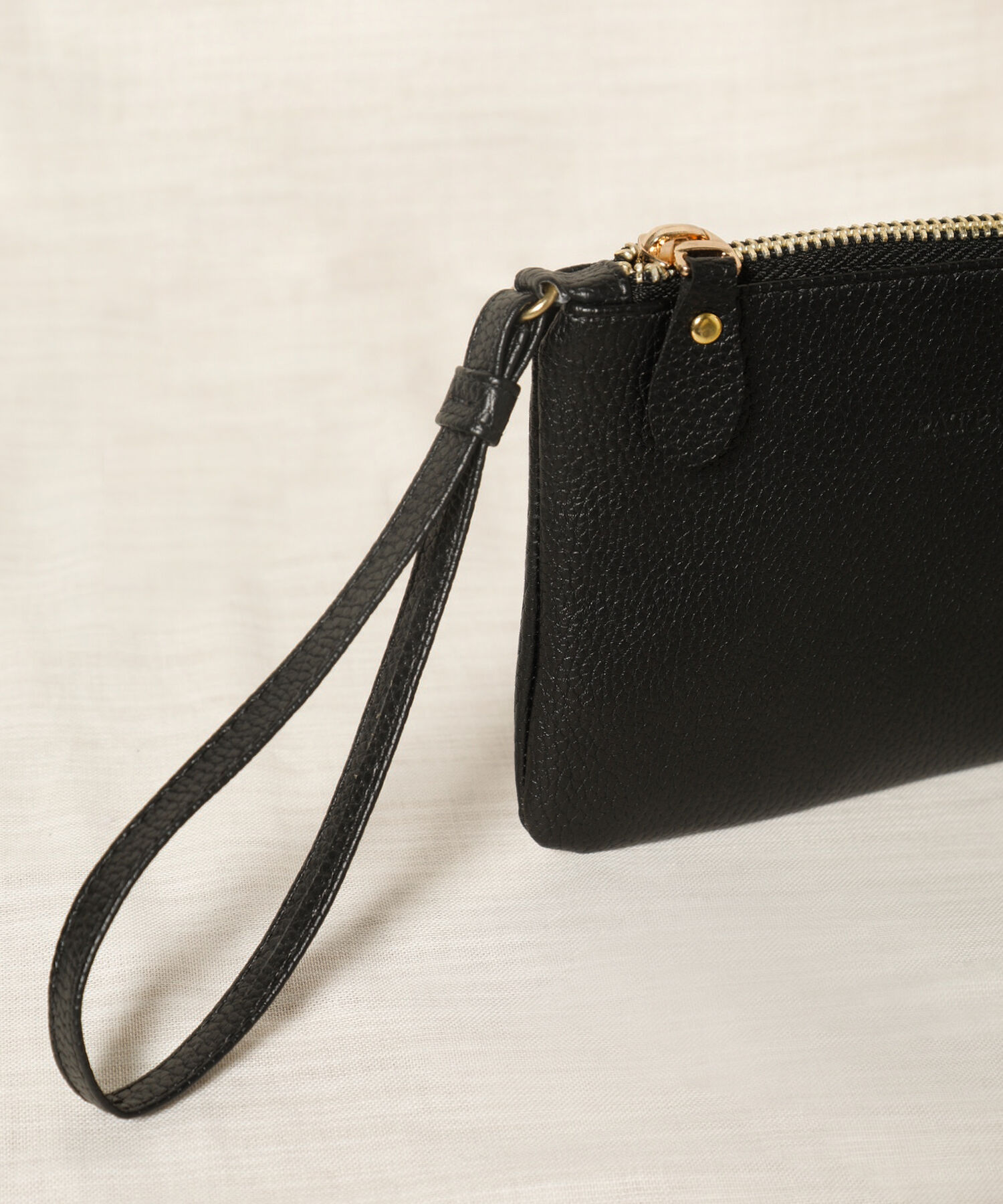 Billetera Con Manilla Para Muñeca