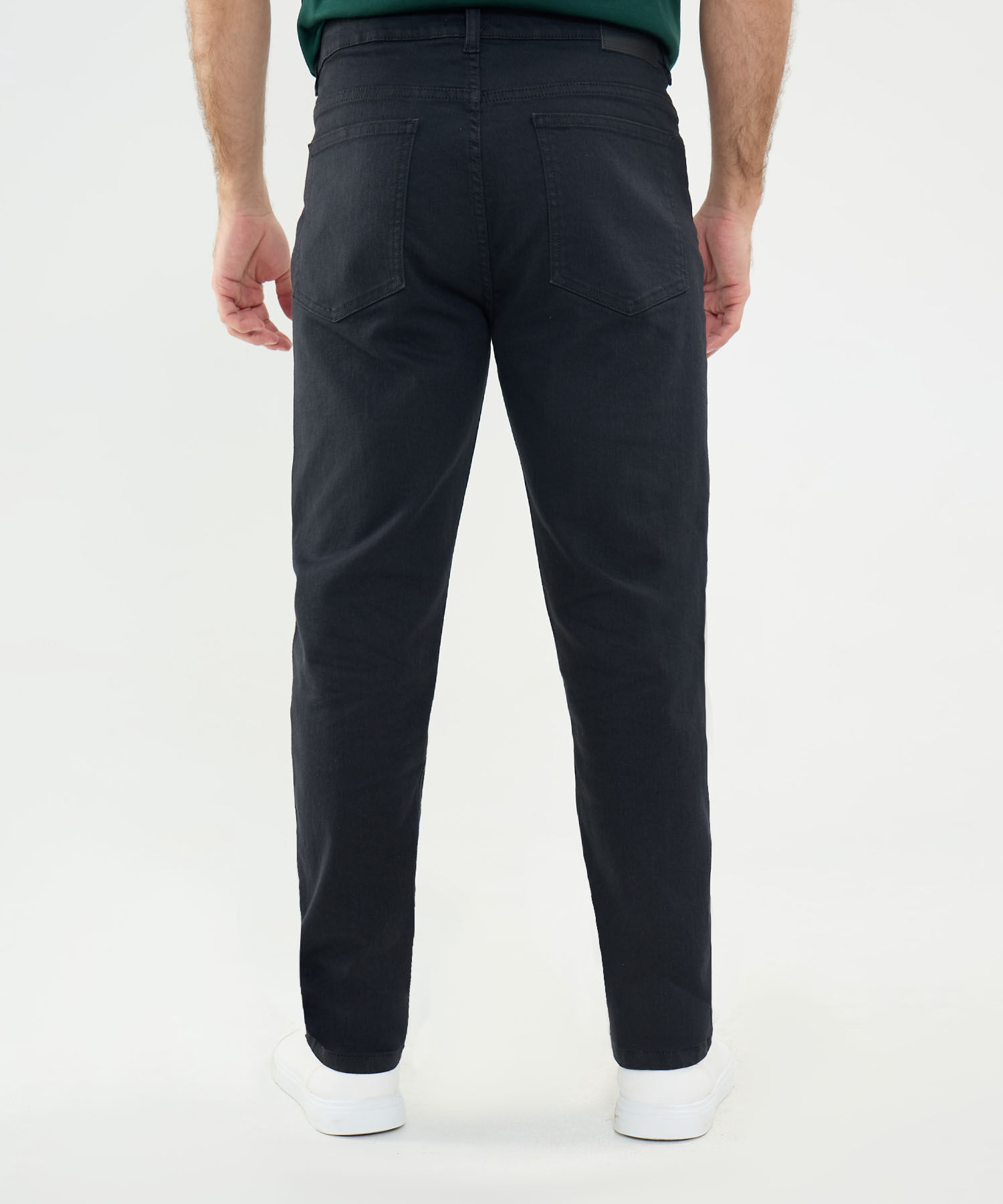 Jeans Slim Tono Negro
