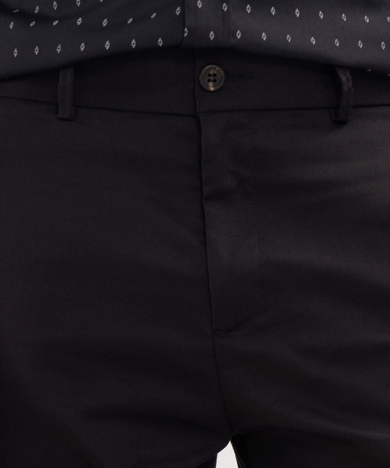 Pantalon Chino Unicolor Silueta Regular Fit