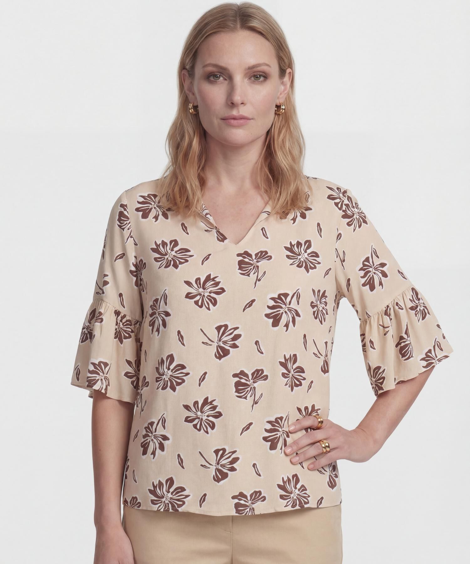 Blusa Estampada Con Escote En V 
