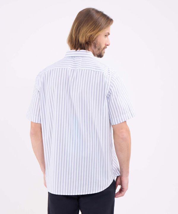 Camisa manga corta preteñida fit regular para hombre