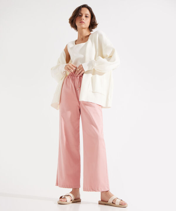 Pantalon Moda Unicolor, Bota Recta Con Pretina Resortada, Bolsillos Laterales Y Cordón Ajustable image number null