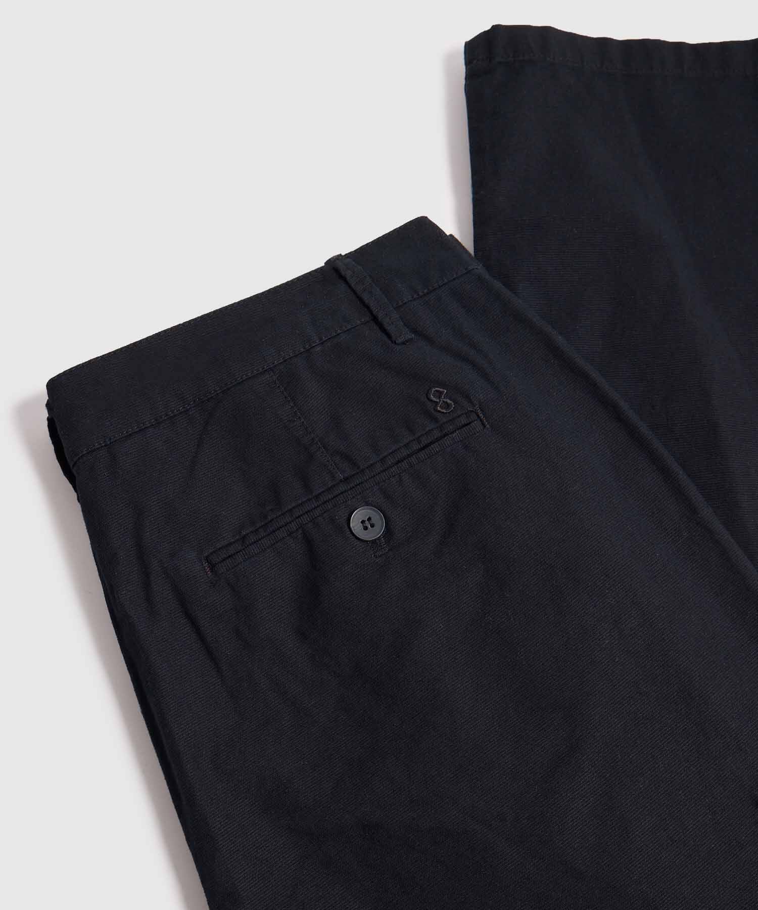 Pantal&oacute;n Chino con Bolsillos Laterales Hombre