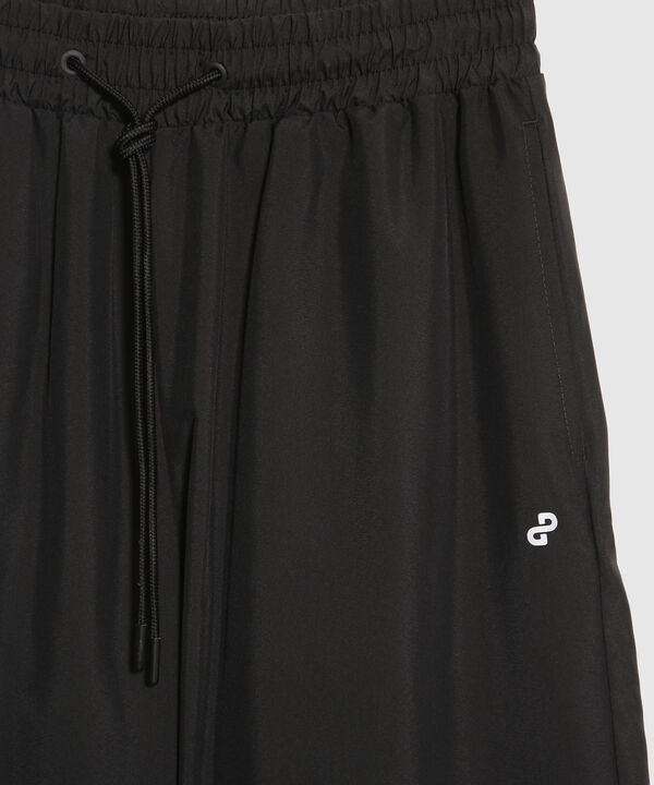 Pantalón Deportivo image number null