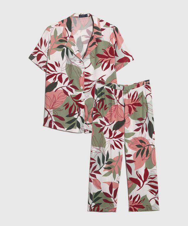 Conjunto de Pijama Estampado de Hojas