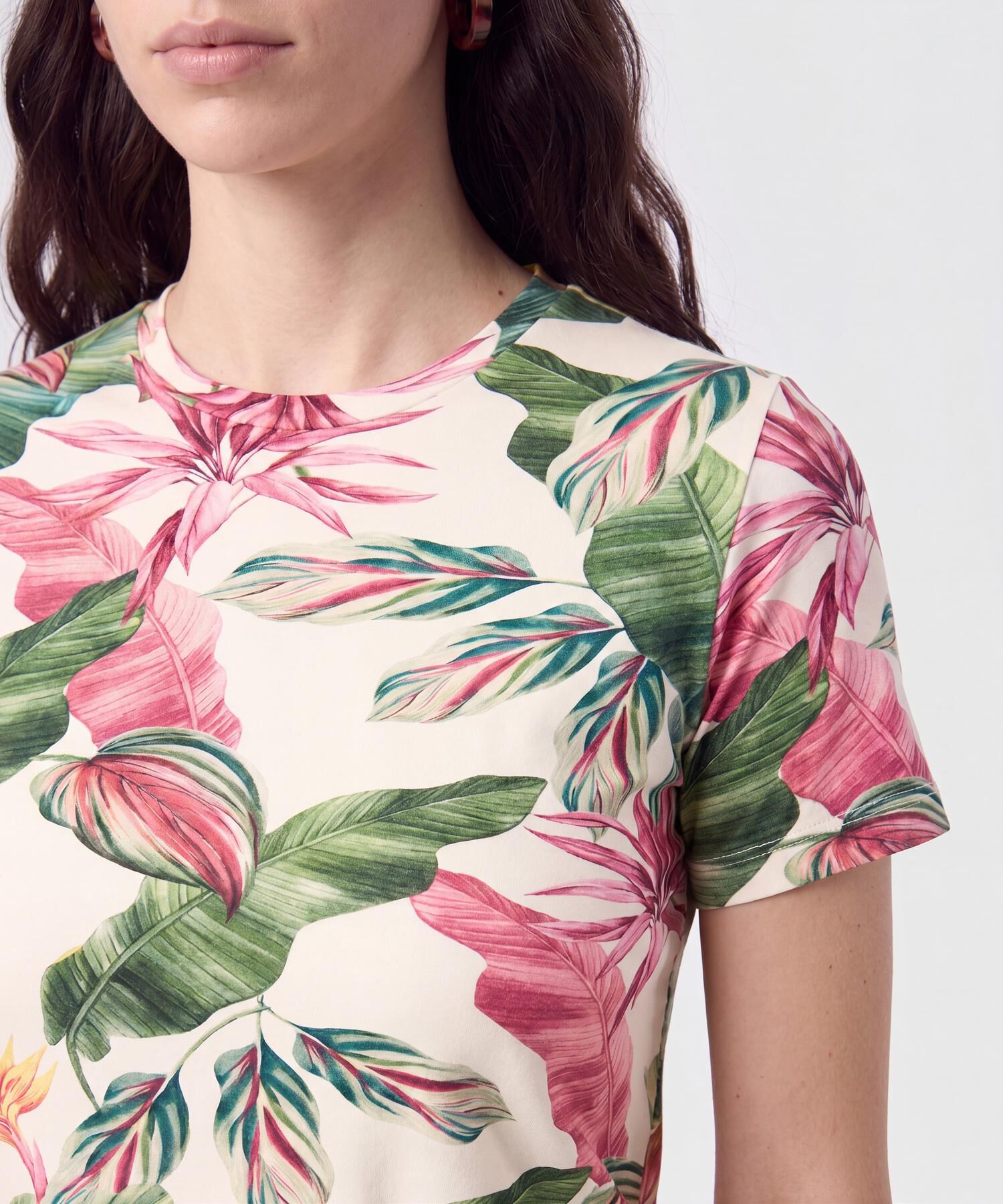 Camiseta Cl&aacute;sica Manga Corta Para Mujer
