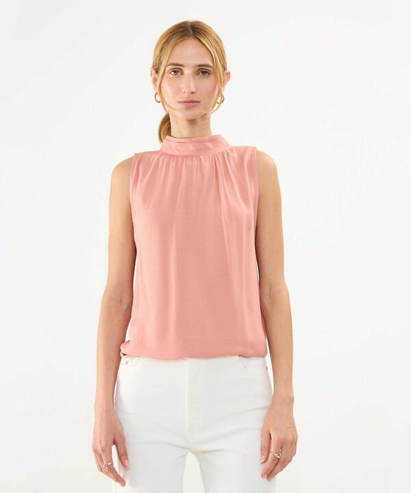 Blusa Cuello Alto image number null
