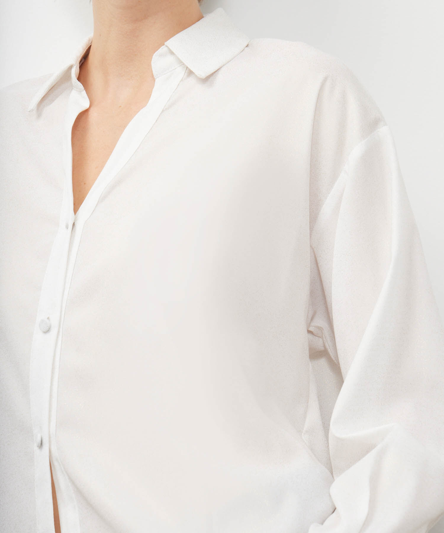 Camisa Unicolor Con Foil