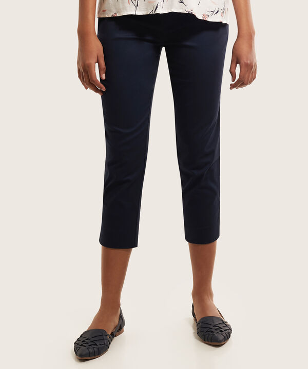 Pantalon Capri Unicolor image number null