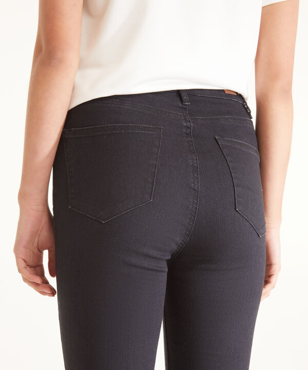 Jean Skinny Tiro Medio