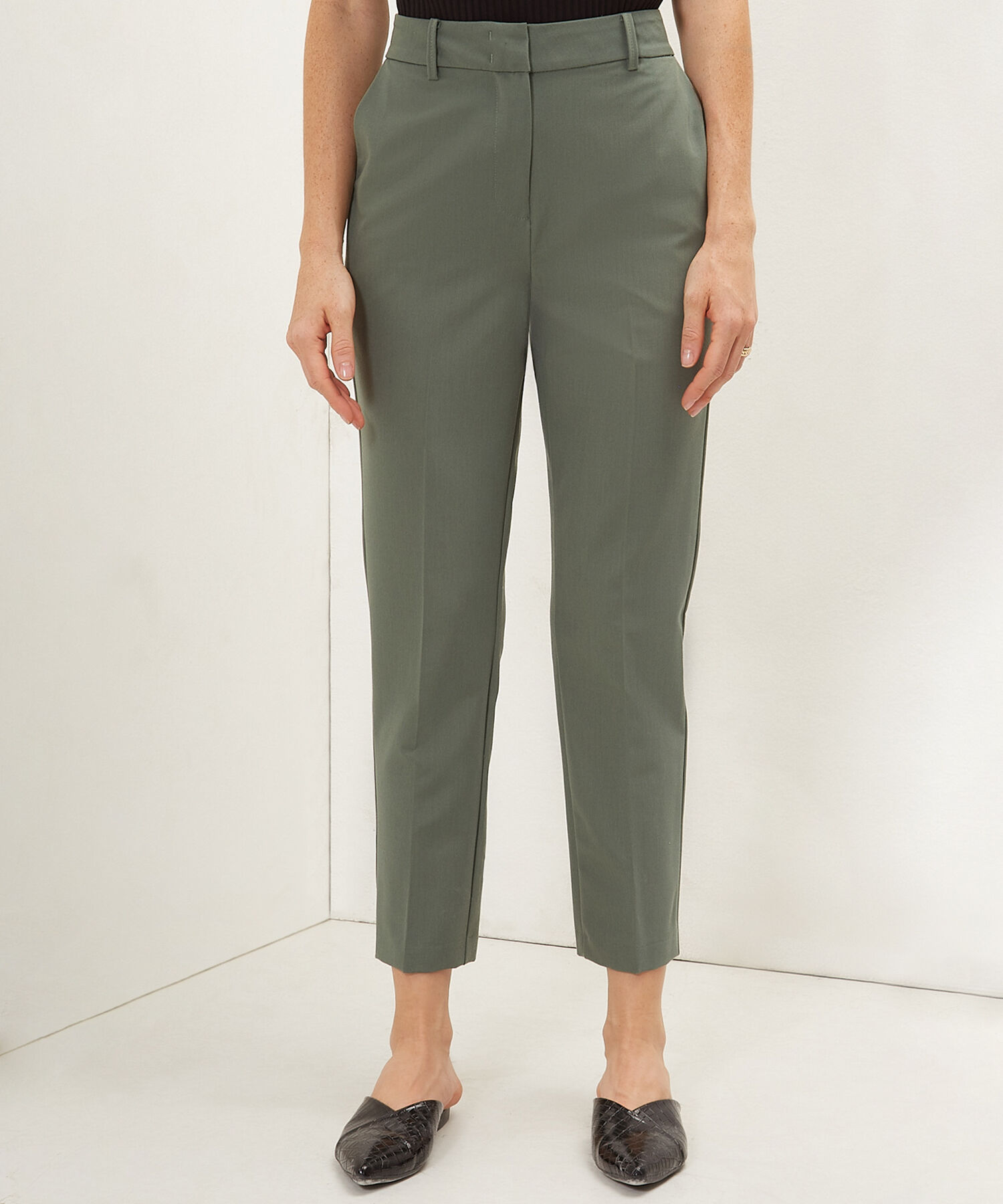 Pantalón Clásico Unicolor