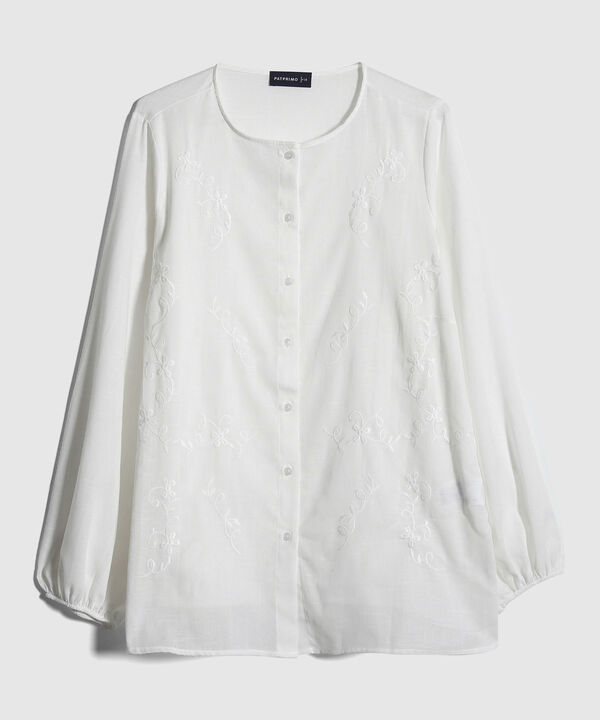 Blusa Unicolor Con Bordado Manga Bombacha