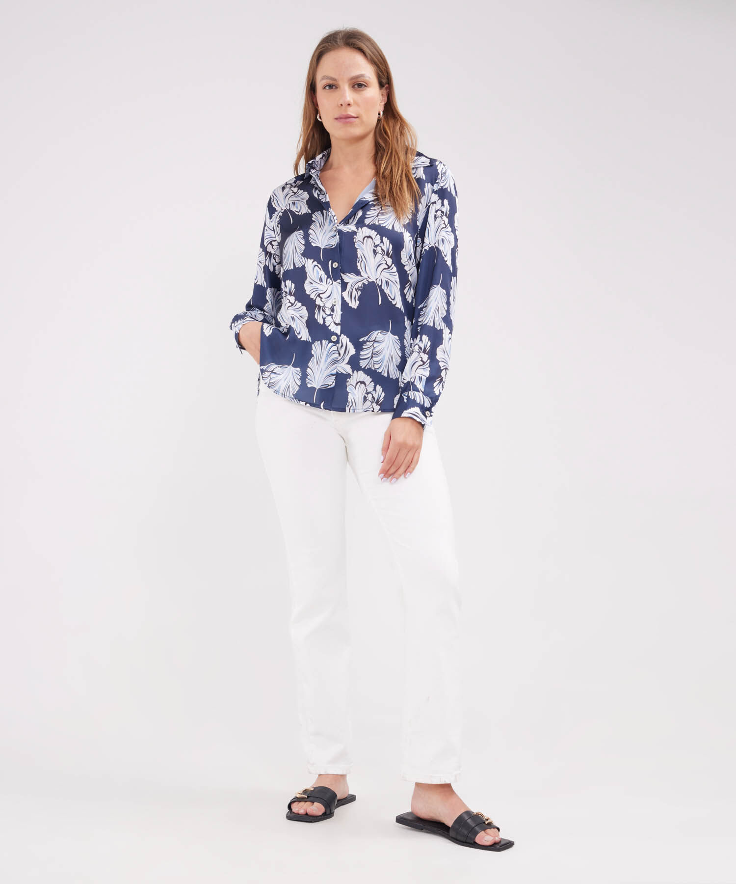 Camisa Estampada En Satin Manga Larga