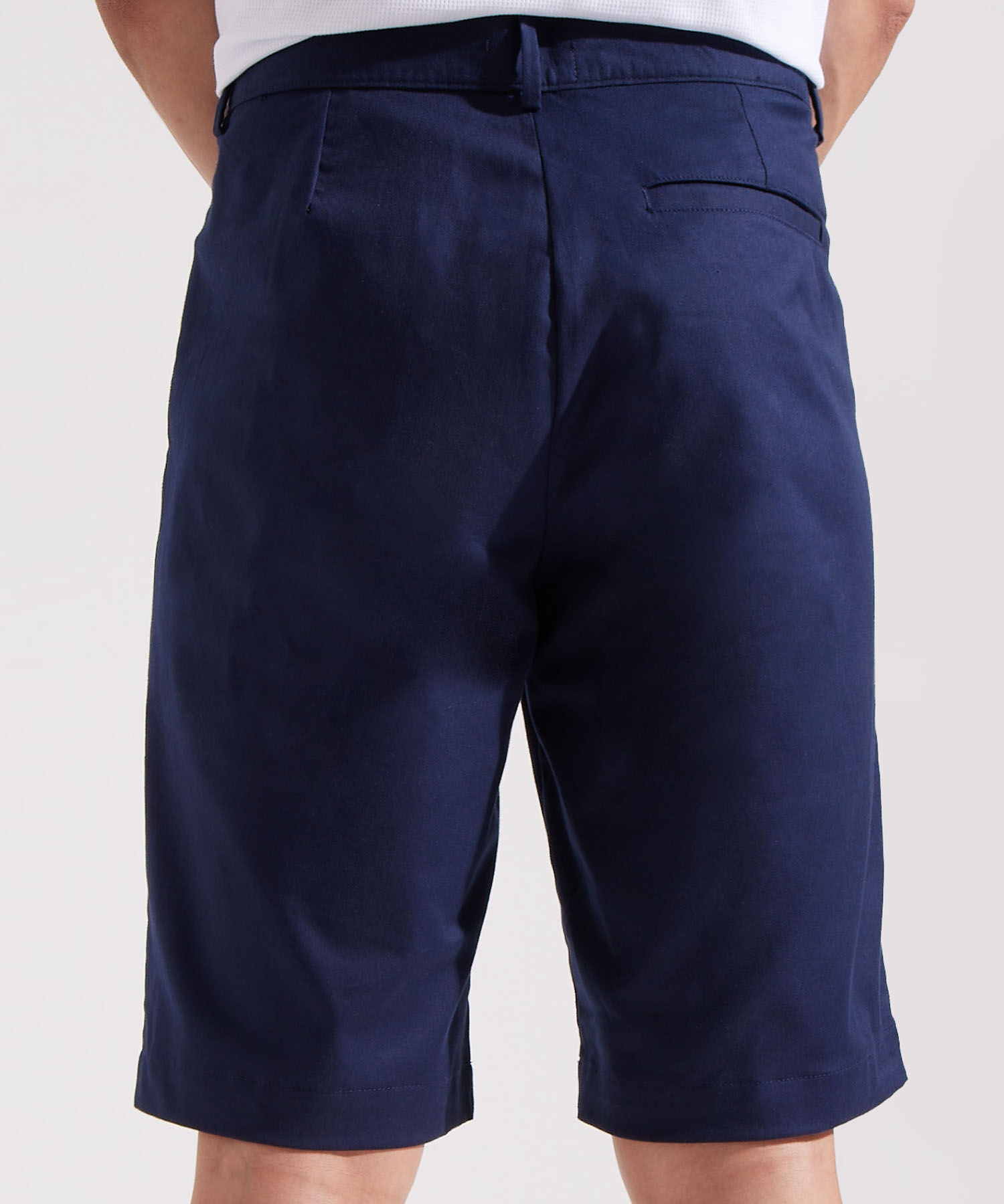 Bermuda Unicolor Con Bolsillos De Parche Laterales Y Silueta Regular Fit, Campiello