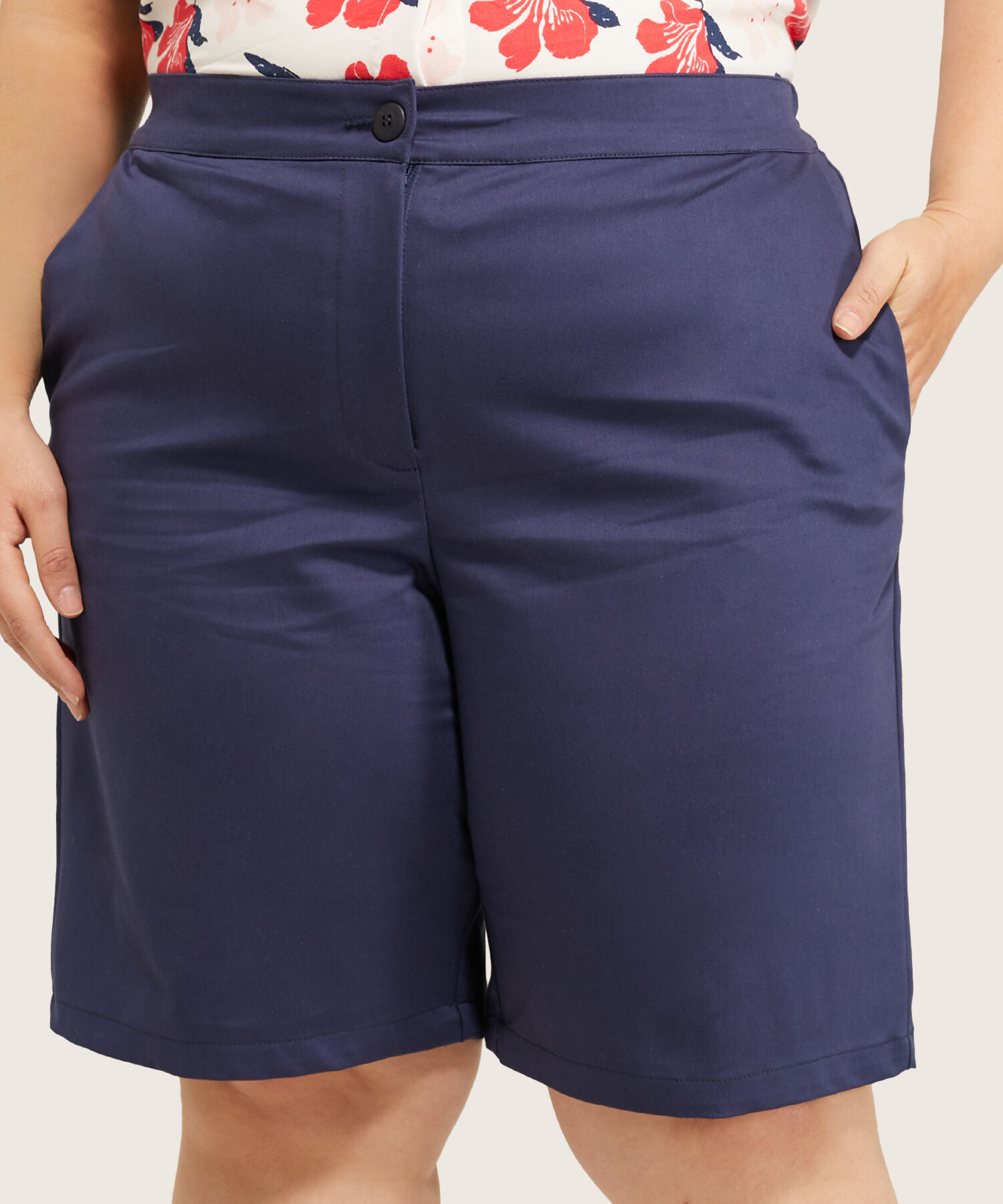 Bermuda Unicolor Con Bolsillos Mujer Curvy