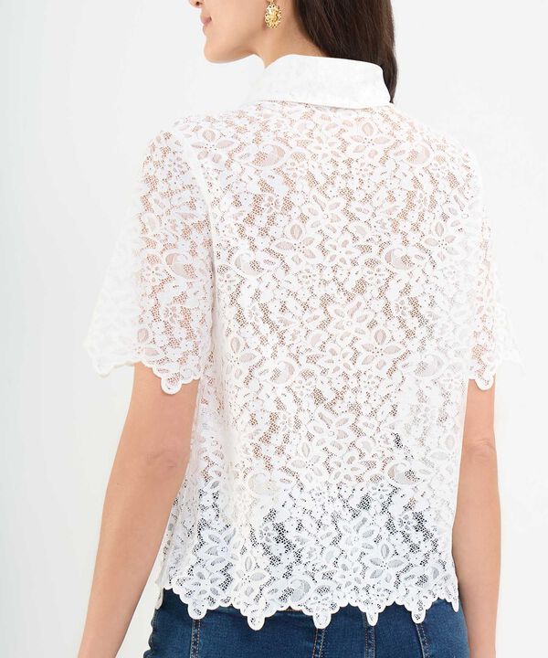 Camisa en Encaje