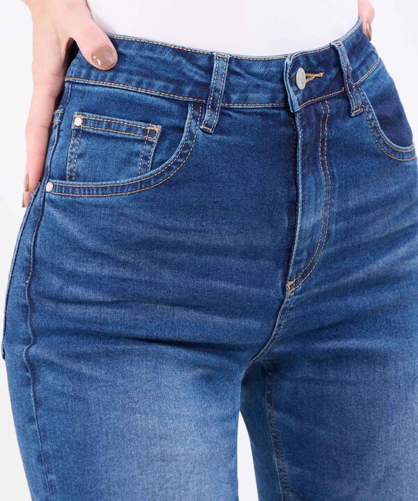 Jeans Straight image number null