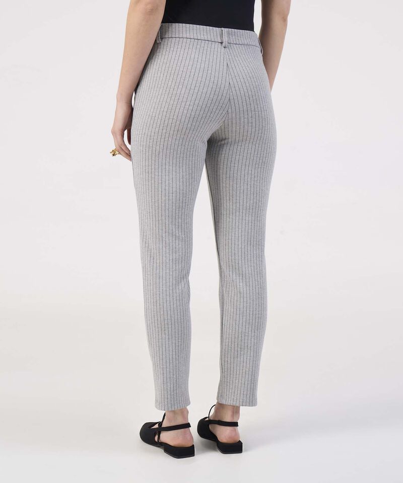 Leggins Prete&ntilde;ido Tipo Pantal&oacute;n Con Bolsillos Laterales Y Vena En Delantero, Serena