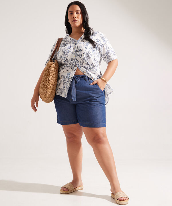 Blusa Estampada con Cuello Neru image number null