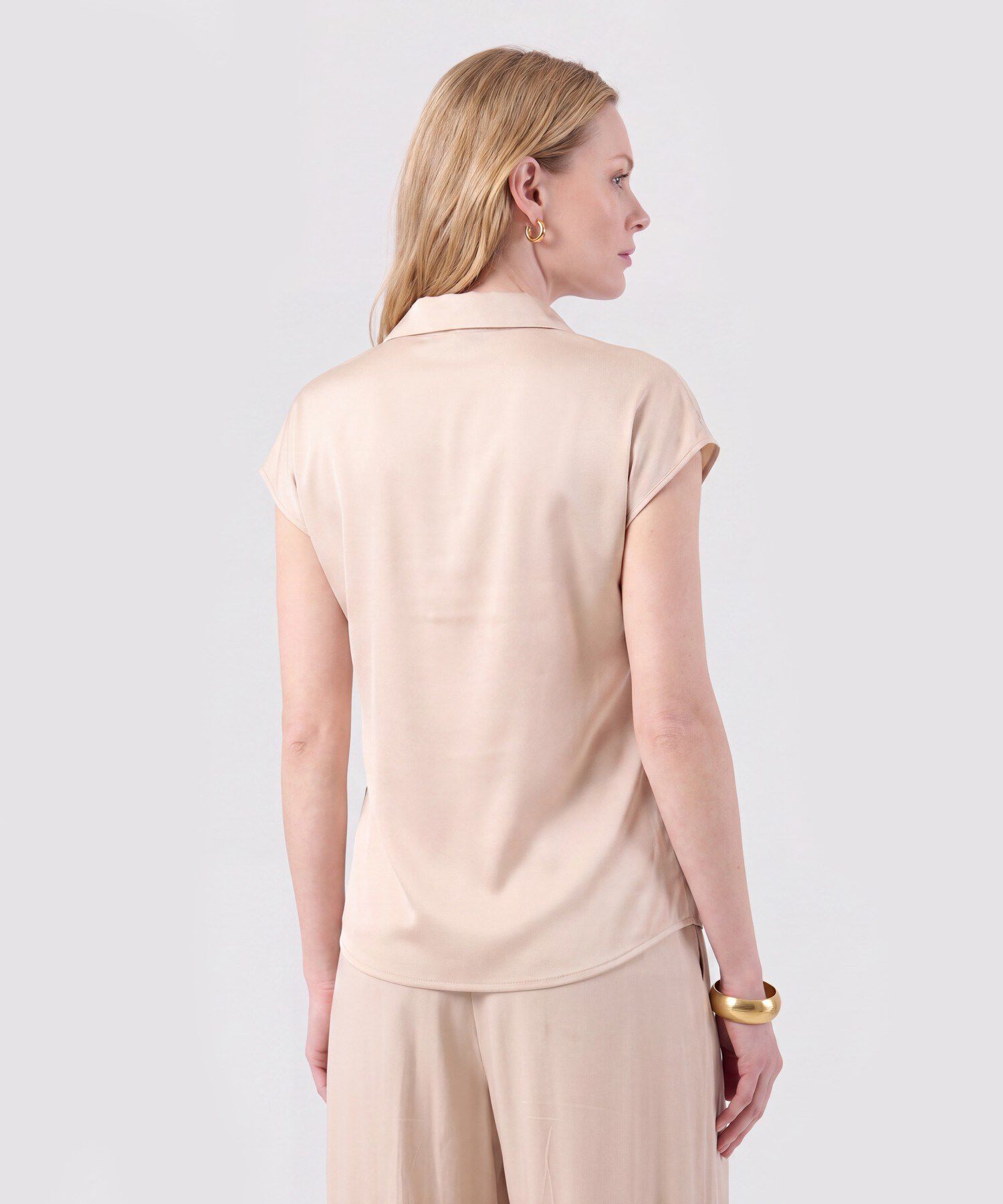 Blusa Unicolor De Manga Corta Mujer