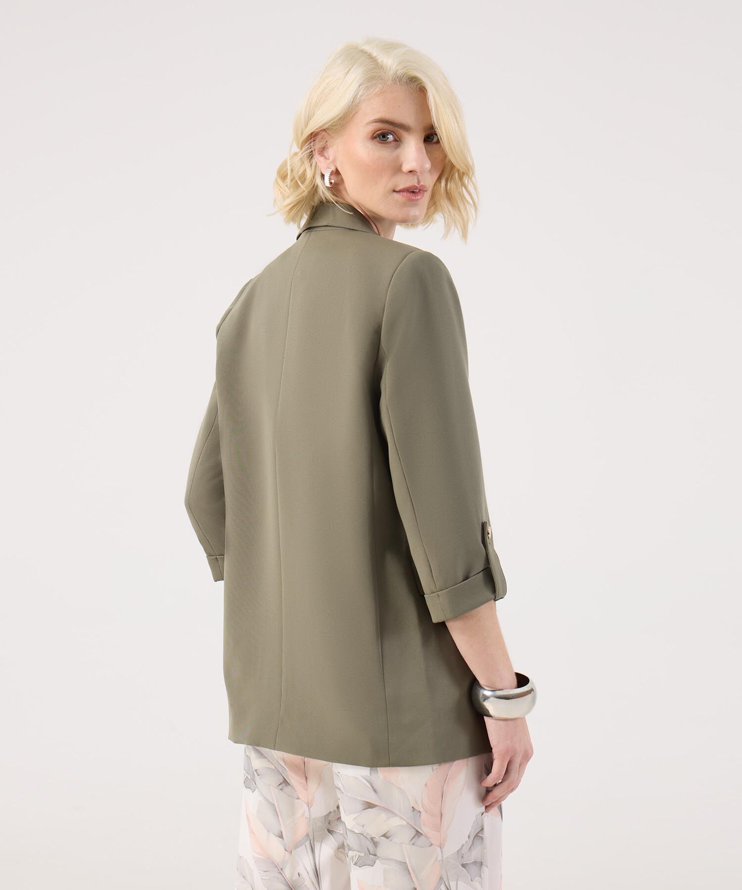 Blazer Unicolor Con Charreteras