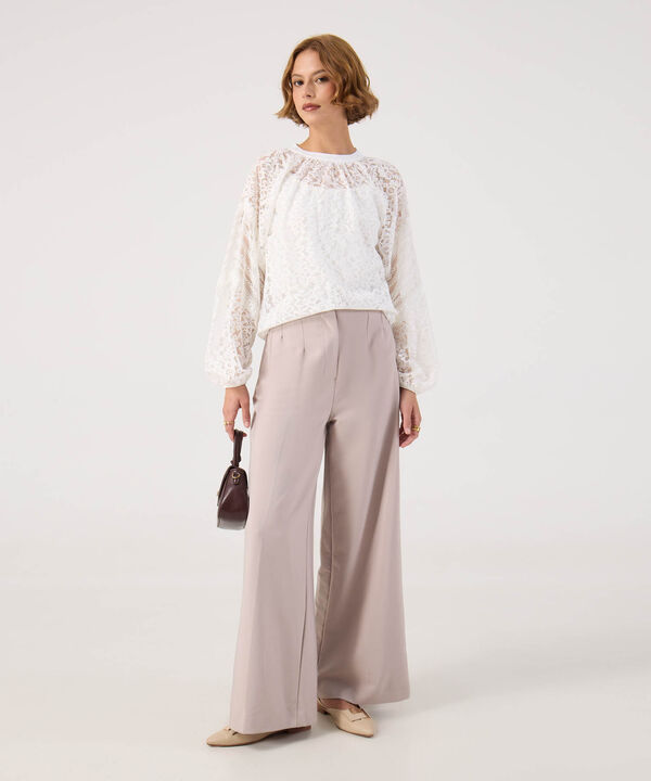 Blusa unicolor texturizada  image number null