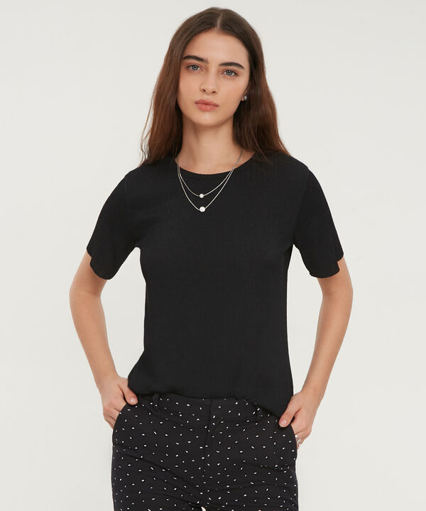 Camiseta Mc, Cuello En Pieza Mangas Y Ruedo En Mini Ruche, Bohemio Ornamental image number null