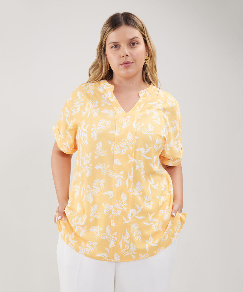 Blusa Manga Corta Con Corte En Frente