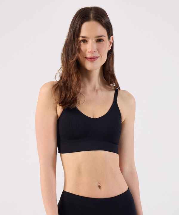 Top B&aacute;sico Copas Removibles image number null