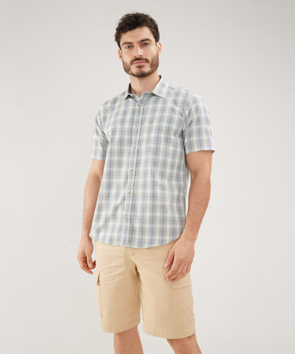Bermuda Tipo Cargo Unicolor Con Bolsillos Y Silueta Slim Fit, Safari Soft