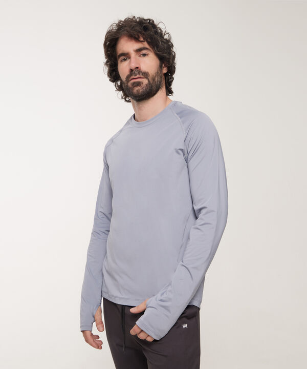 Camiseta Ml Unicolor Con Cuello Redondo image number null