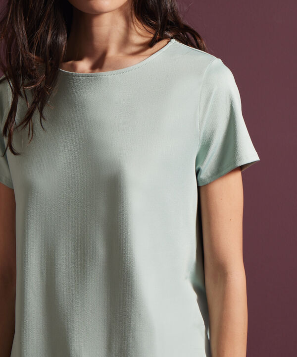 Camiseta Manga Corta Cuello Redondo Unicolor image number null