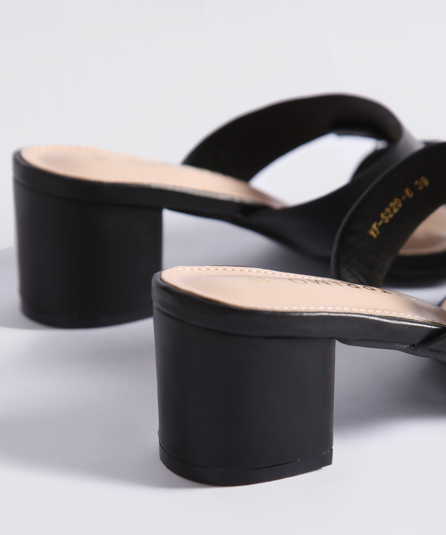 Sandalias